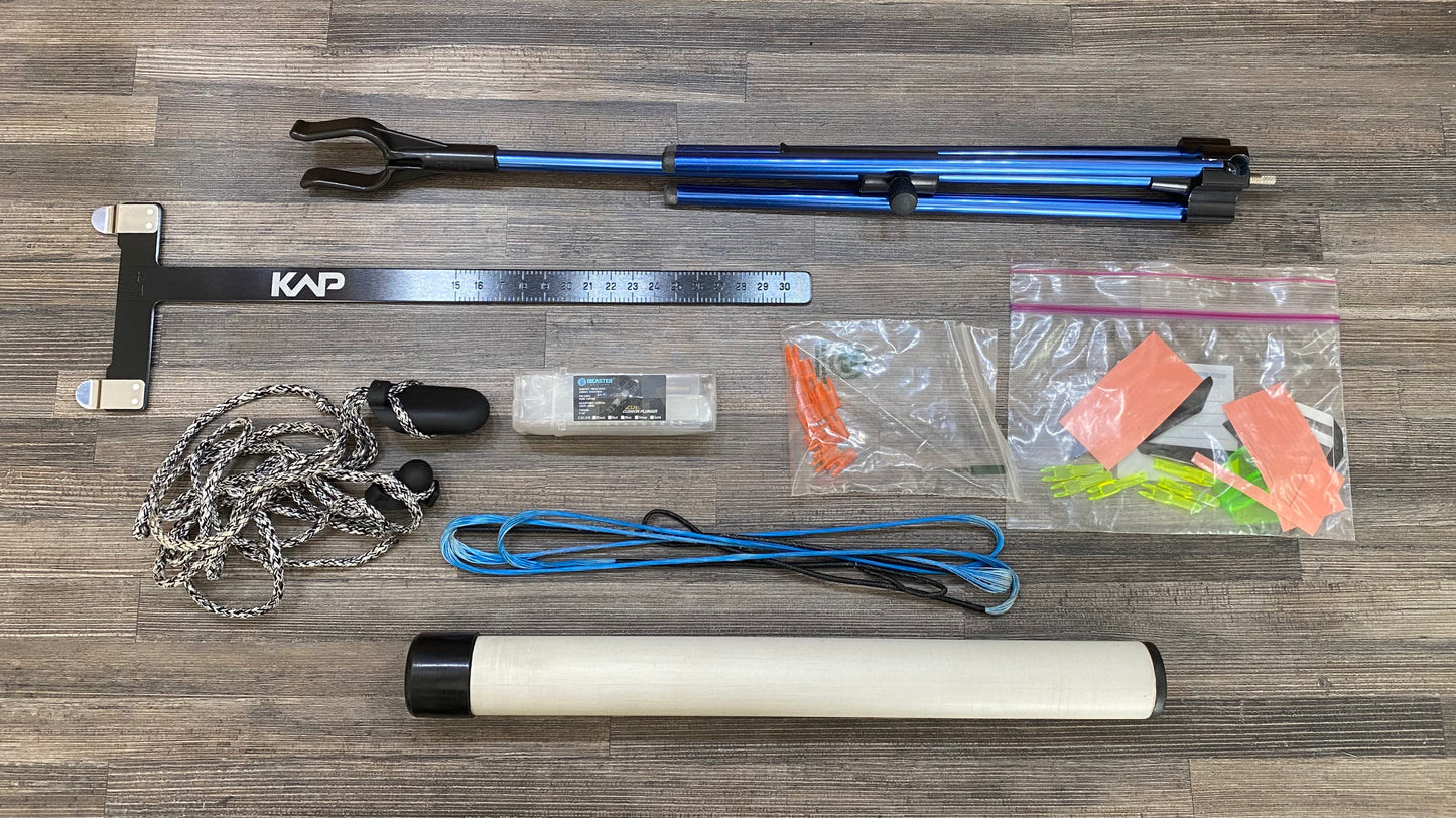 (Used) Shocq Barebow Archery Kit RH 68" 22# with accessories